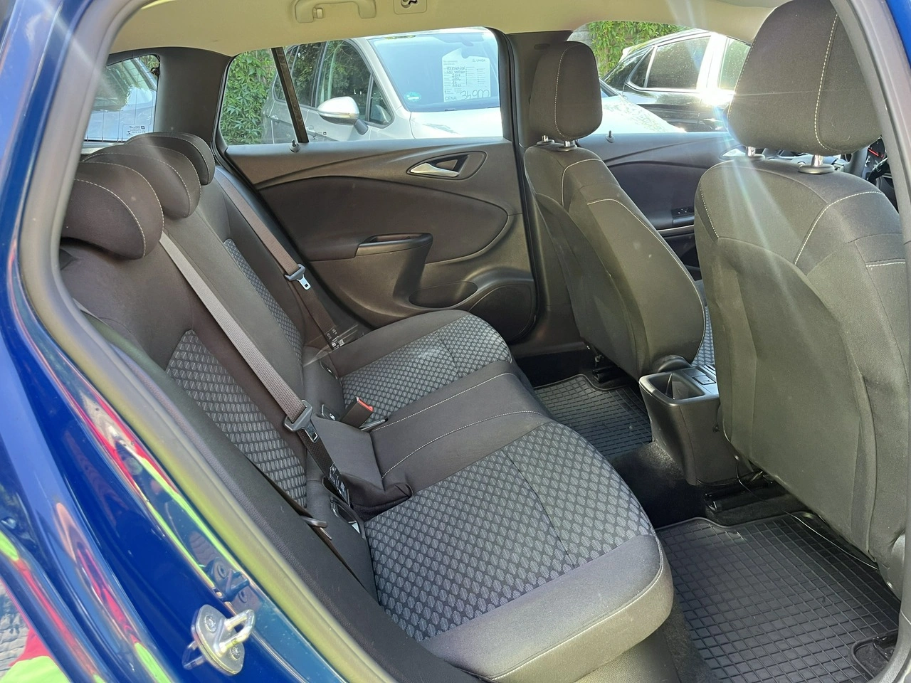 Opel Astra - Zdjęcie 27