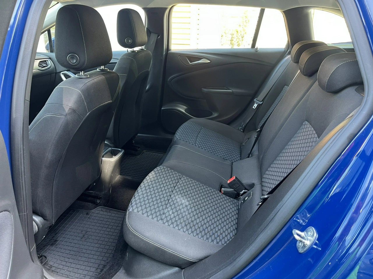 Opel Astra - Zdjęcie 30