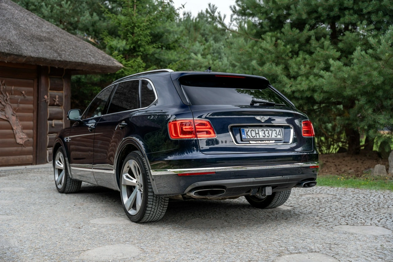 Bentley Bentayga - Zdjęcie 10