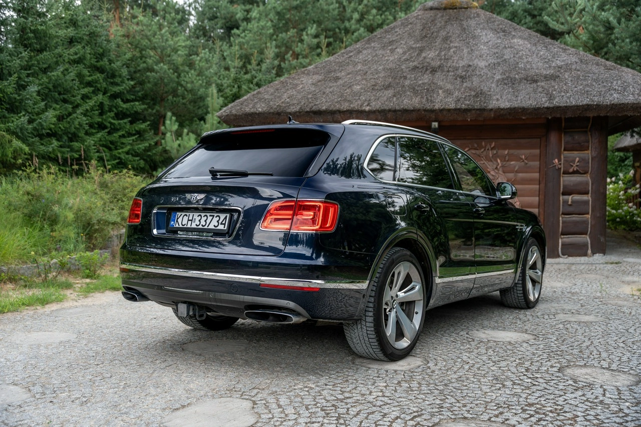 Bentley Bentayga - Zdjęcie 12