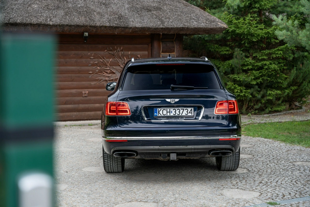 Bentley Bentayga - Zdjęcie 23