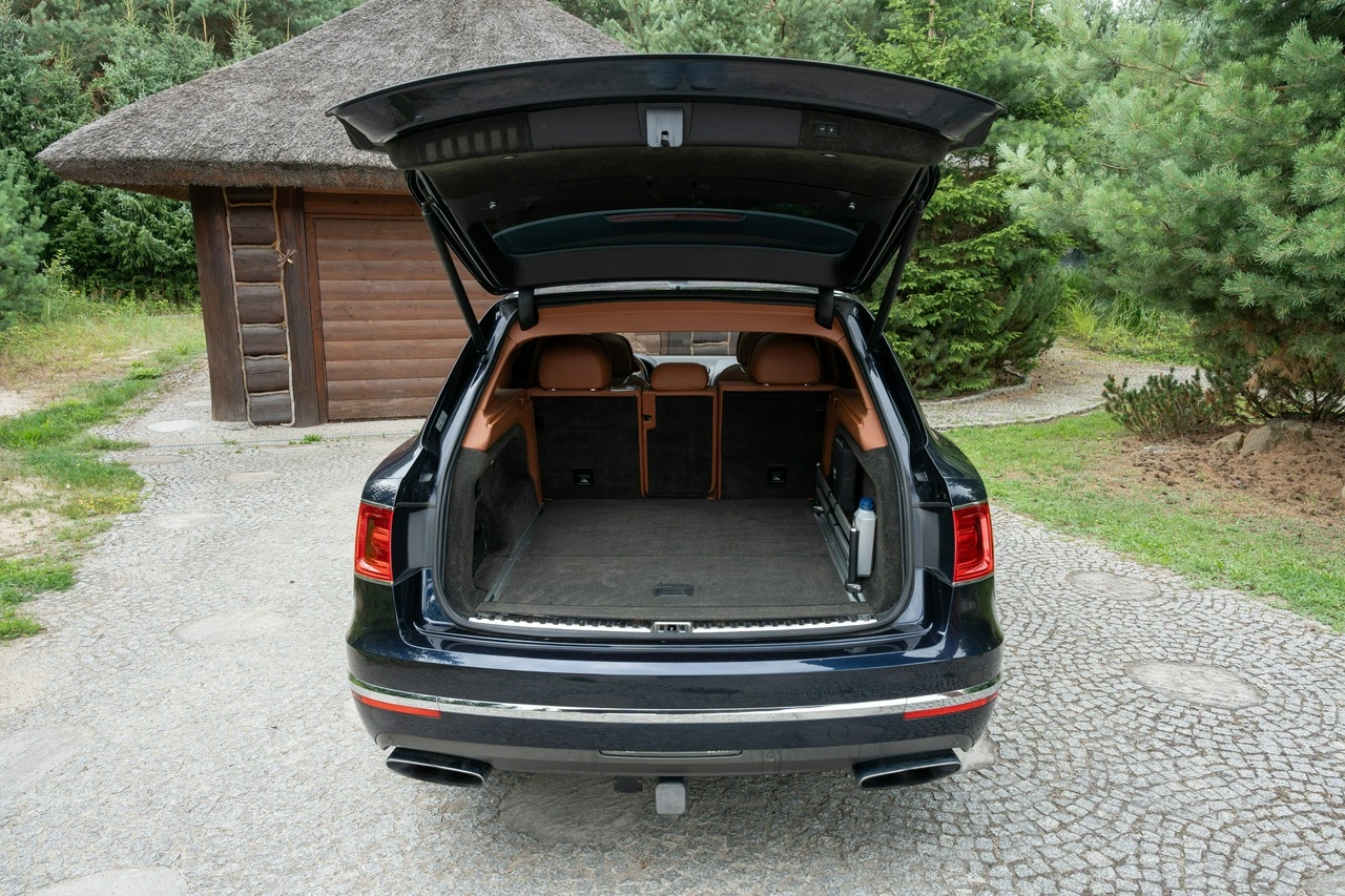 Bentley Bentayga - Zdjęcie 36
