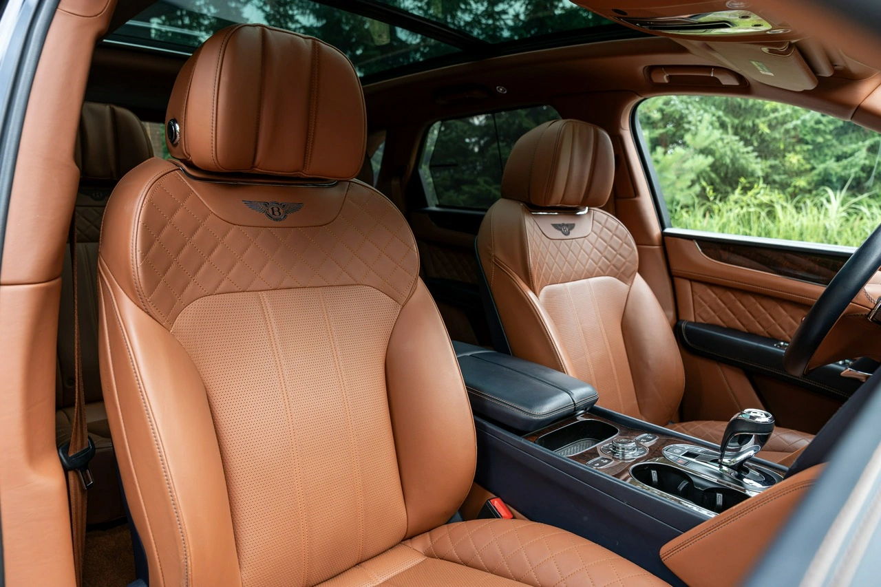 Bentley Bentayga - Zdjęcie 47