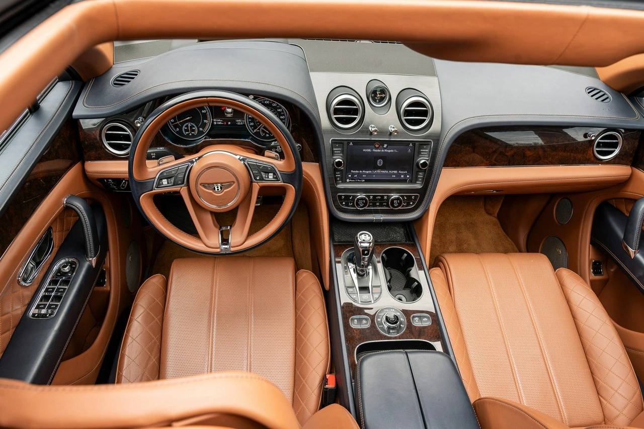 Bentley Bentayga - Zdjęcie 51
