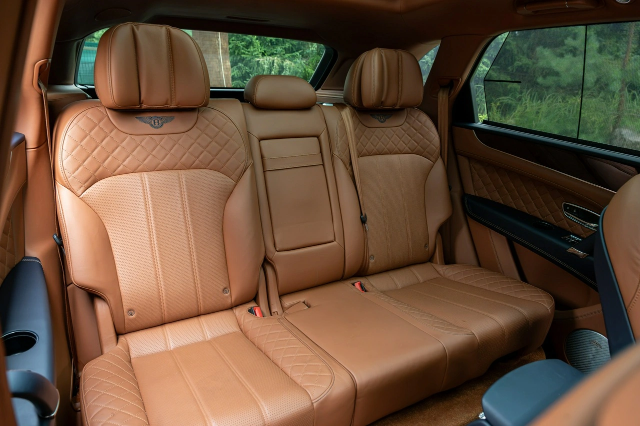 Bentley Bentayga - Zdjęcie 75