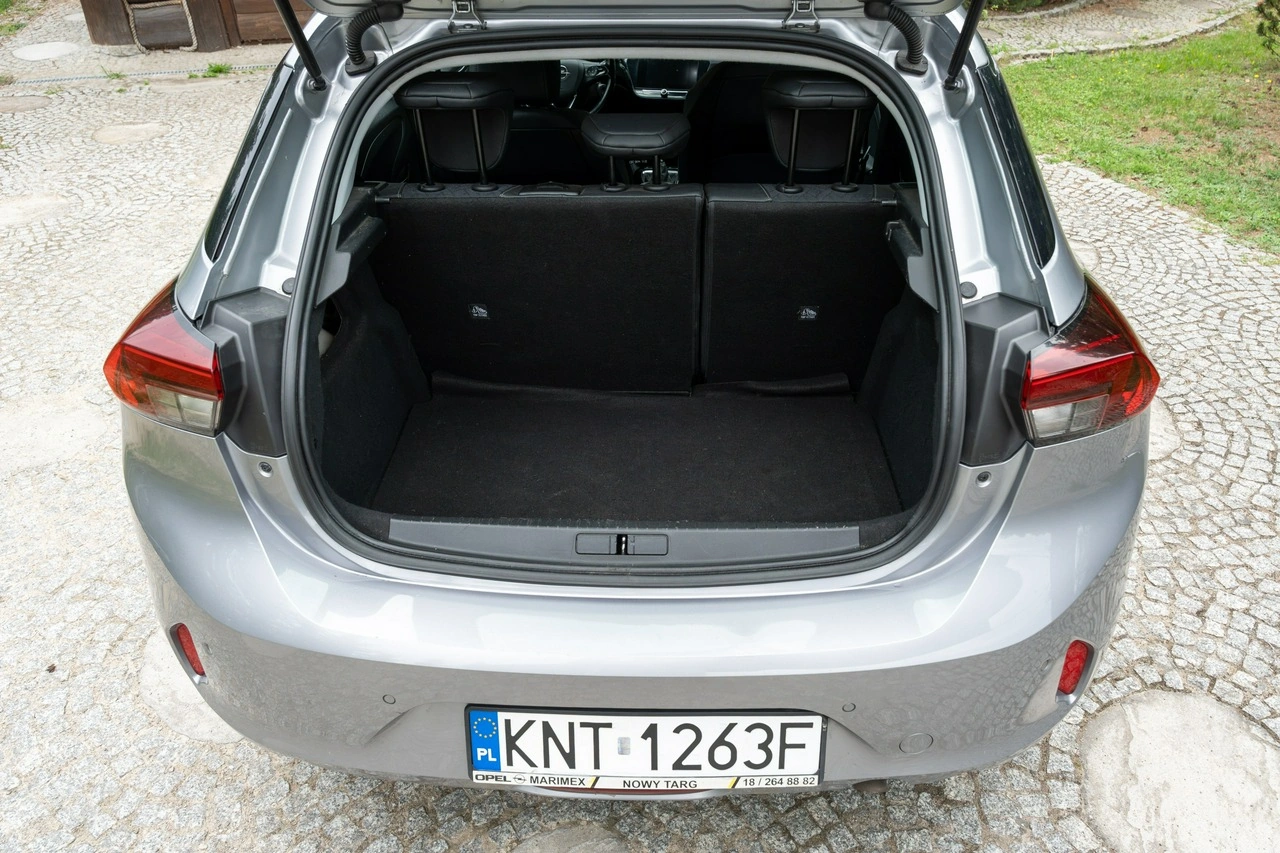 Opel Corsa - Zdjęcie 37