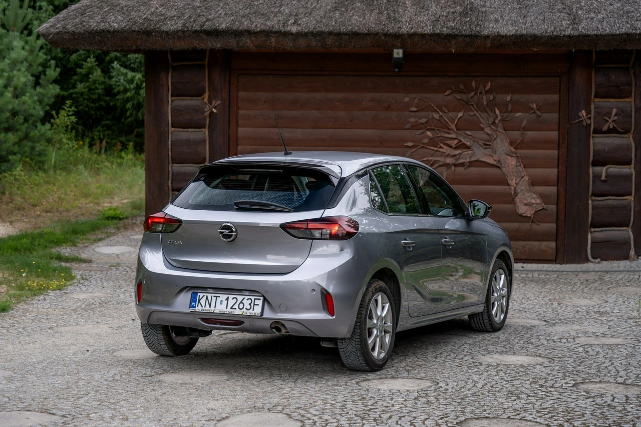 Opel Corsa - Zdjęcie 3