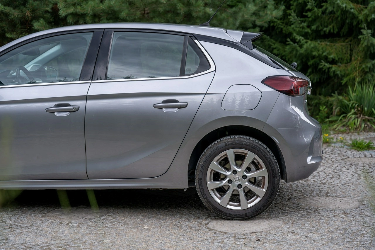 Opel Corsa - Zdjęcie 8