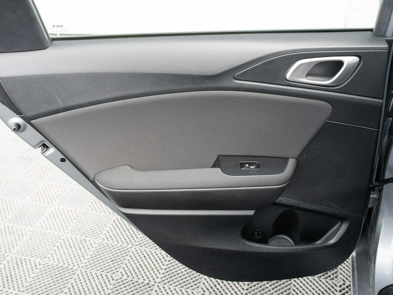 Kia Ceed - Zdjęcie 21