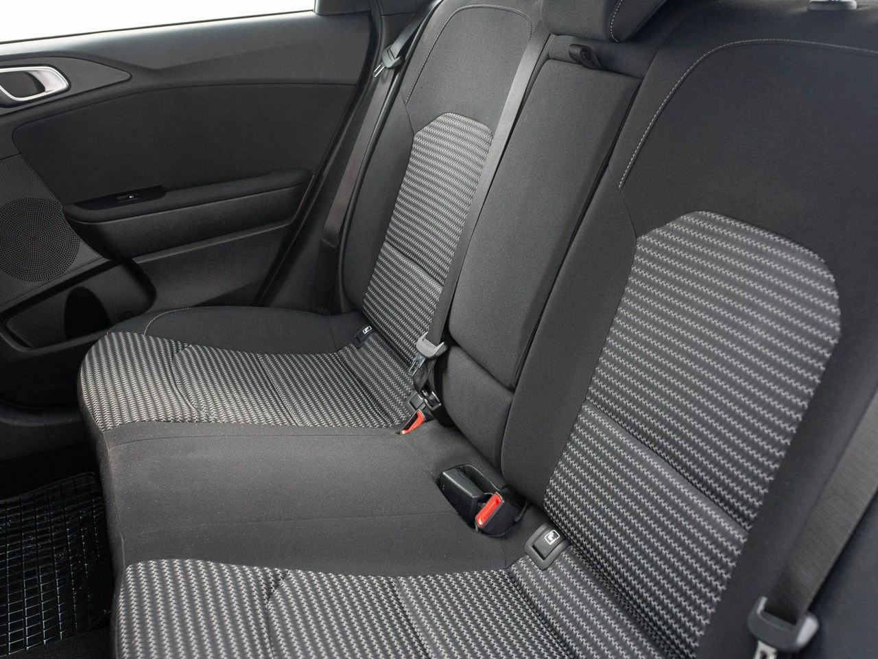 Kia Ceed - Zdjęcie 23