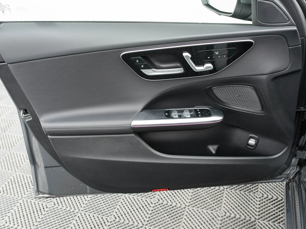 Mercedes C 220 - Zdjęcie 8