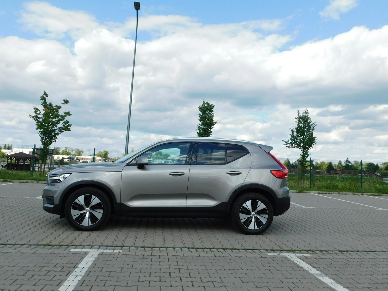 Volvo XC 40 - Zdjęcie 1