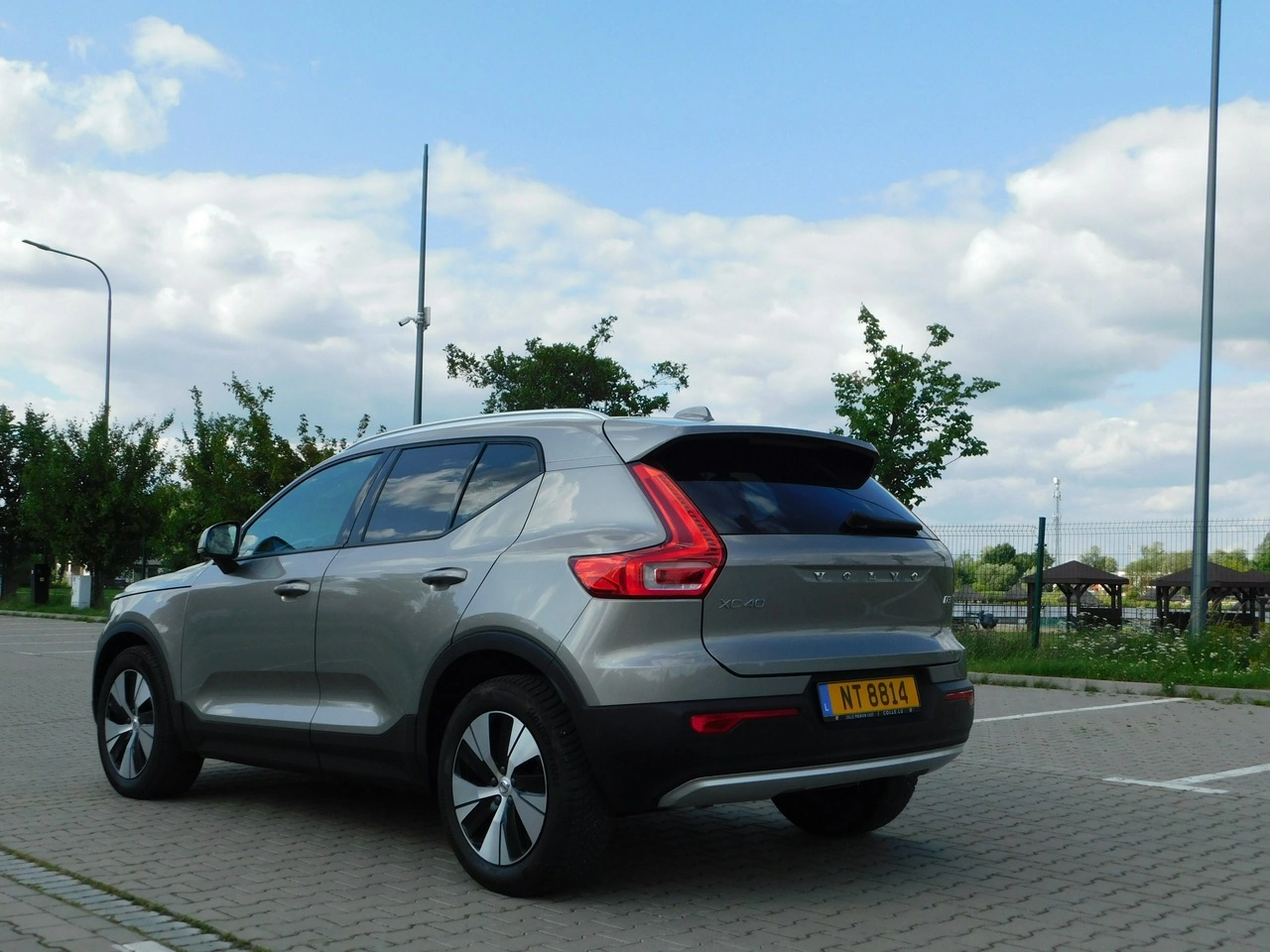 Volvo XC 40 - Zdjęcie 2