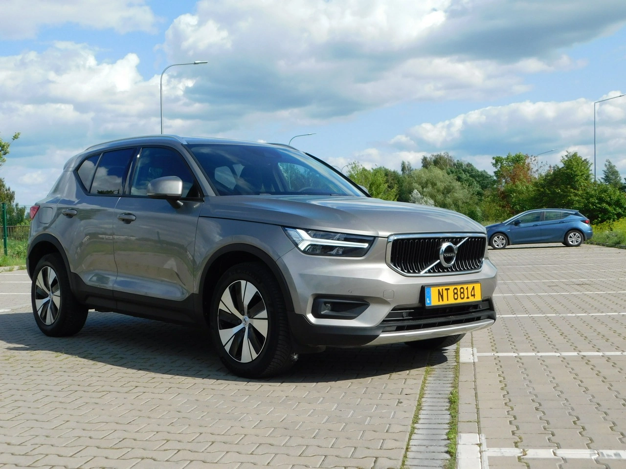 Volvo XC 40 - Zdjęcie 4