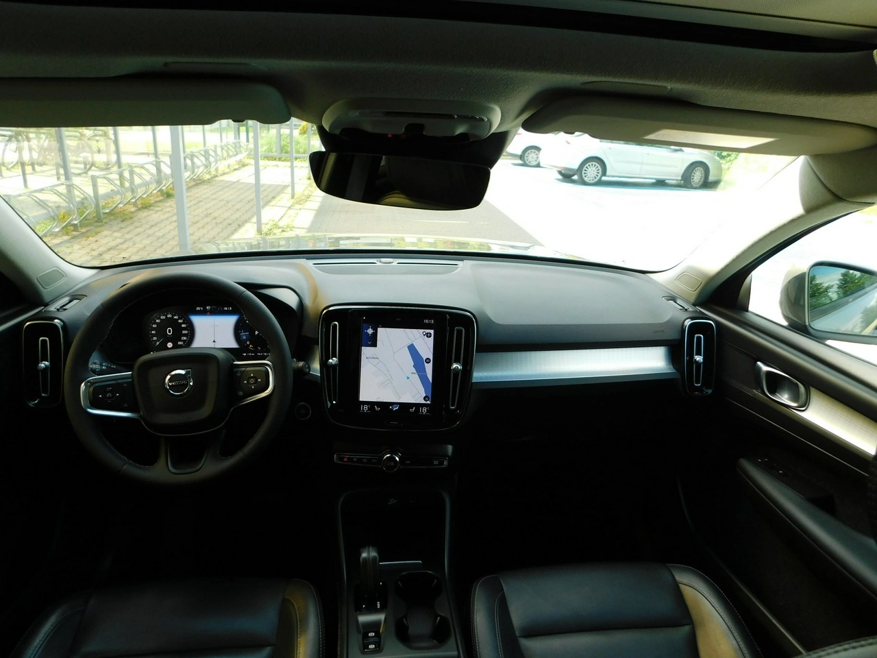 Volvo XC 40 - Zdjęcie 5
