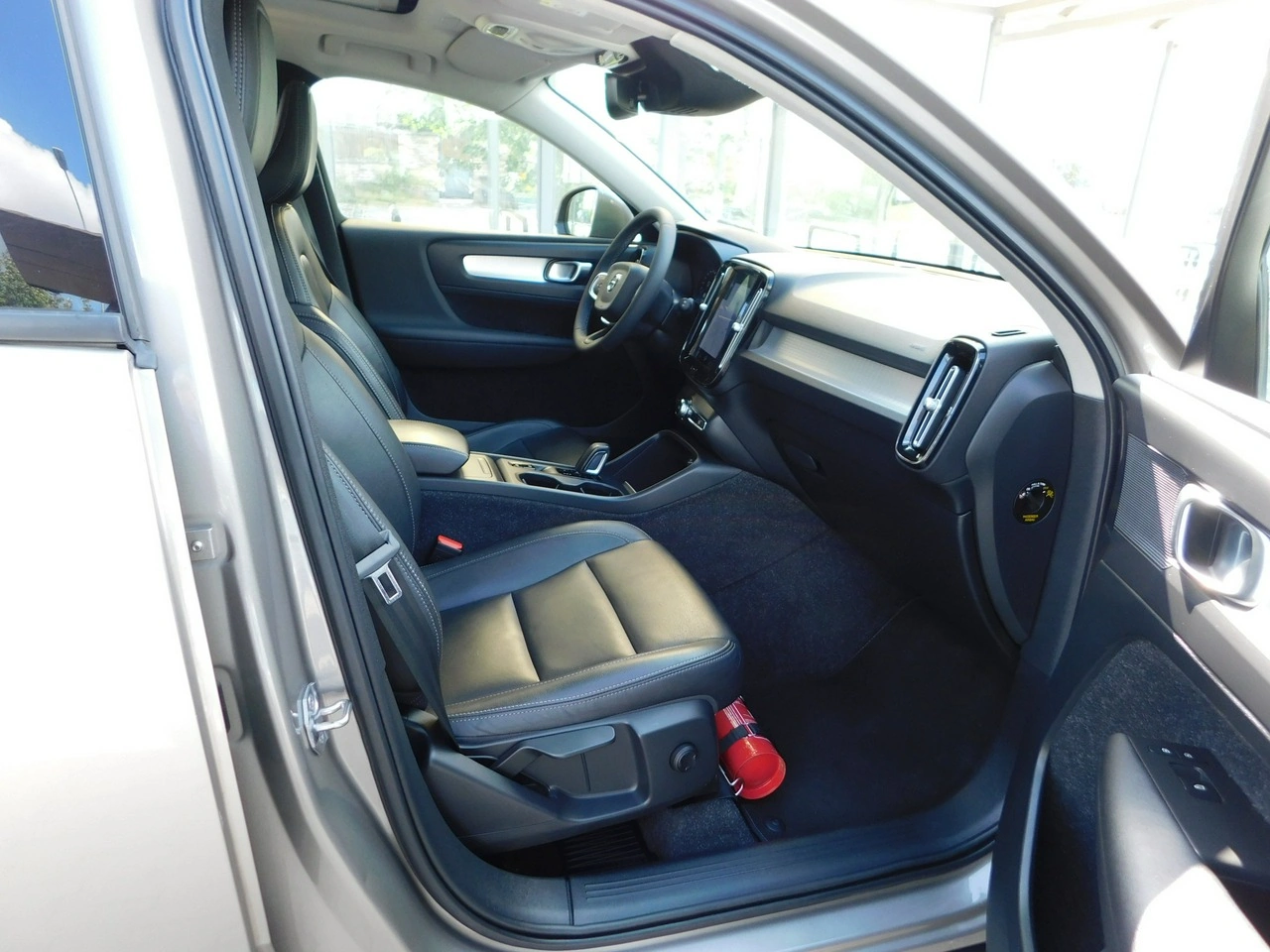 Volvo XC 40 - Zdjęcie 7