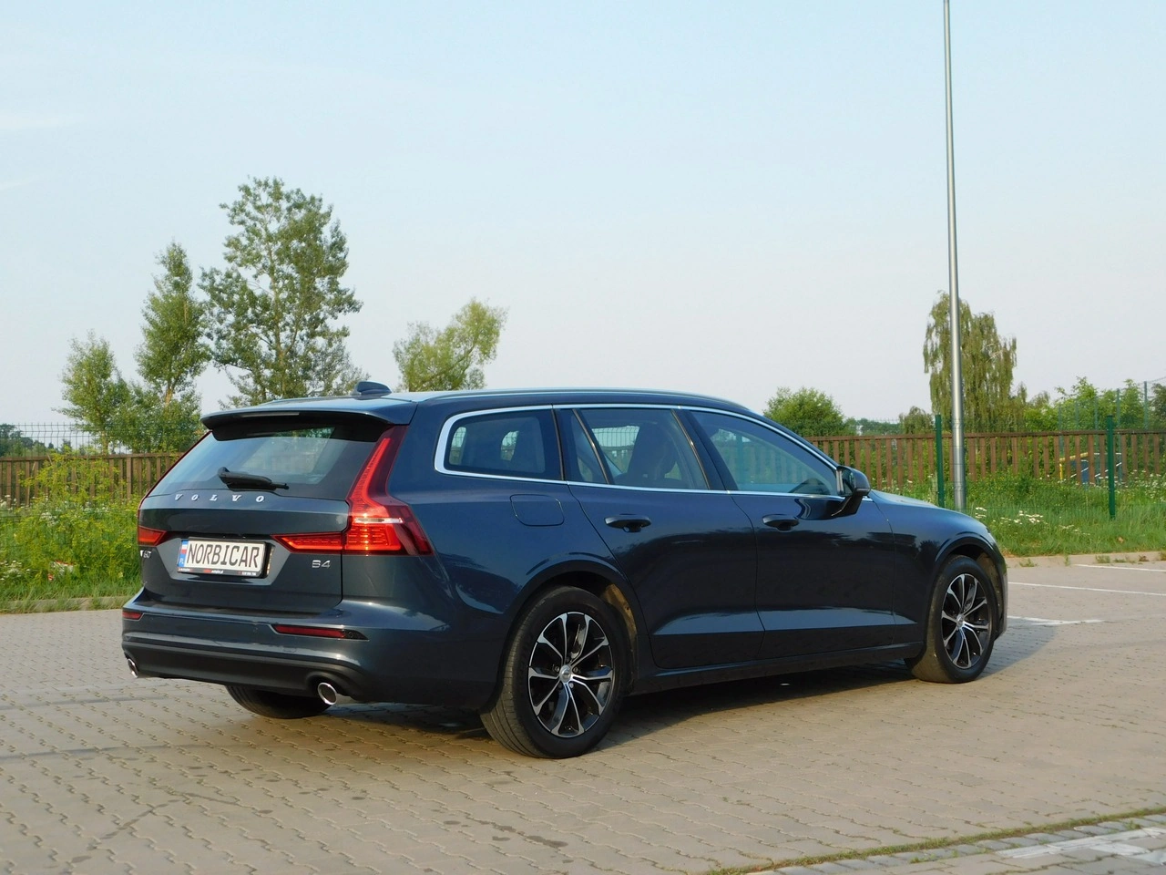 Volvo V60 - Zdjęcie 3