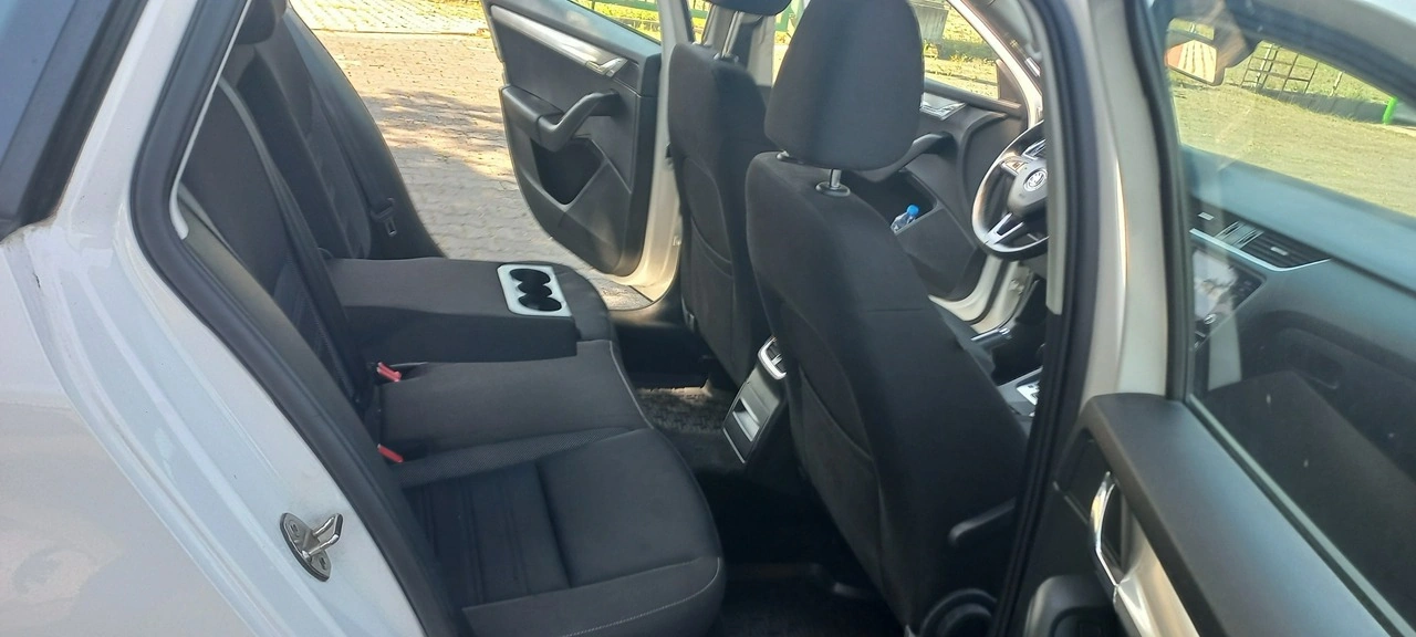 Skoda Octavia - Zdjęcie 30