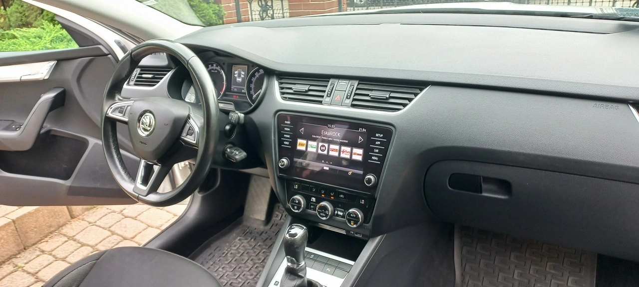 Skoda Octavia - Zdjęcie 33