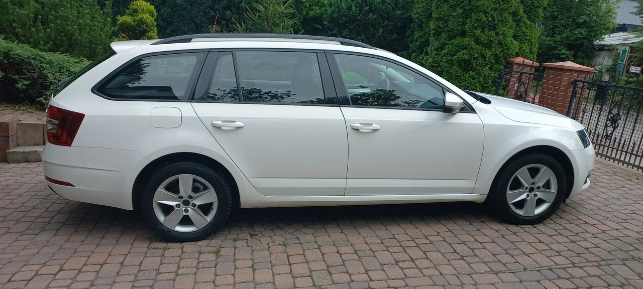 Skoda Octavia - Zdjęcie 37