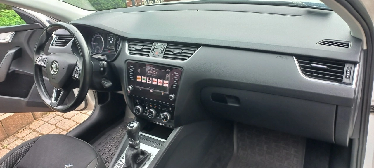 Skoda Octavia - Zdjęcie 7