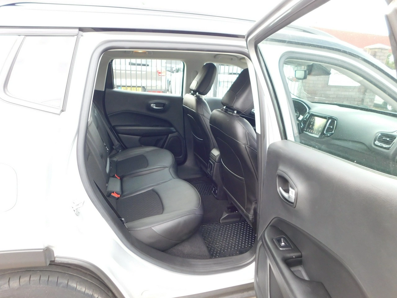 Jeep Compass - Zdjęcie 9