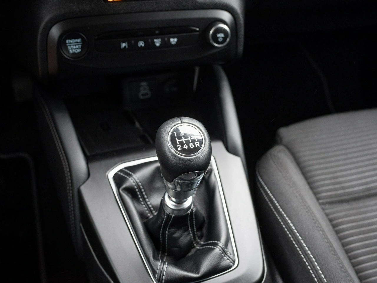 Ford Focus - Zdjęcie 13