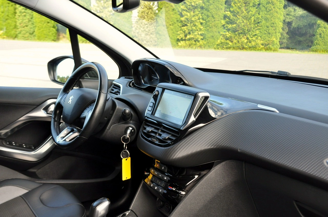 Peugeot 2008 - Zdjęcie 17