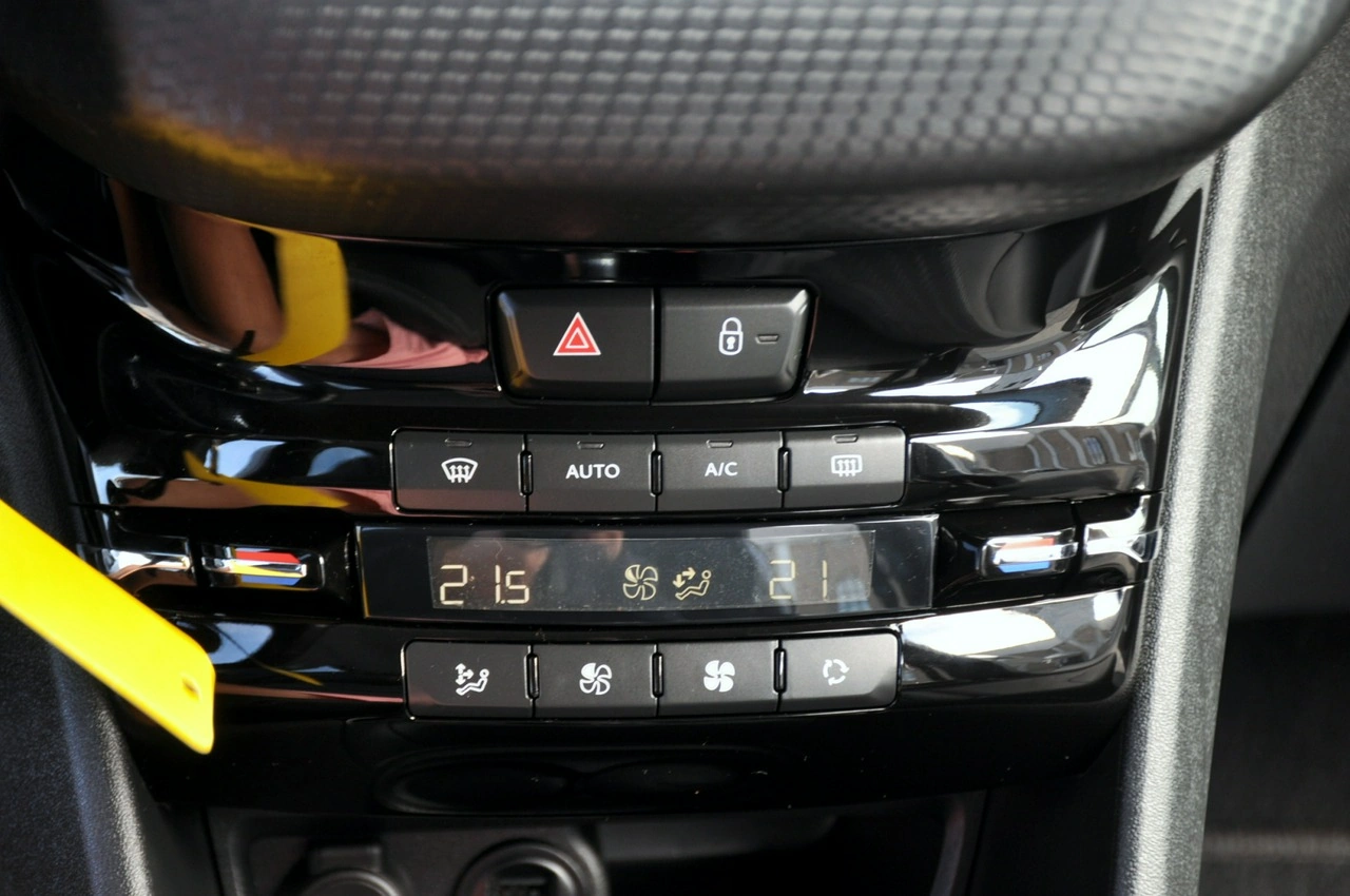 Peugeot 2008 - Zdjęcie 33
