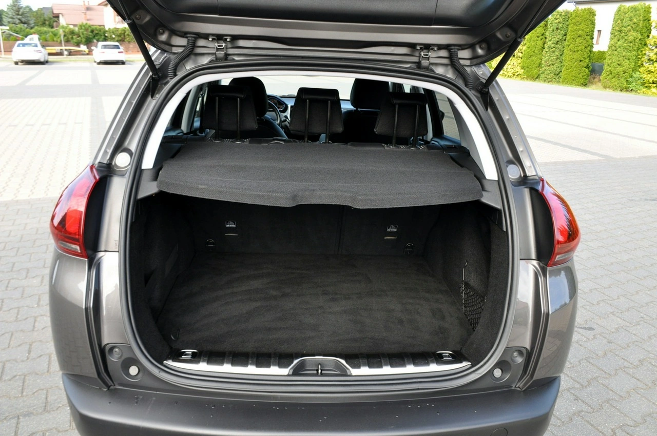 Peugeot 2008 - Zdjęcie 37