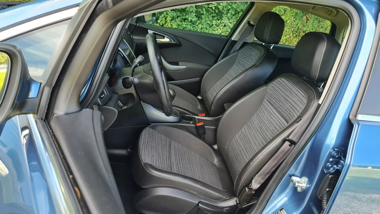 Opel Astra - Zdjęcie 5