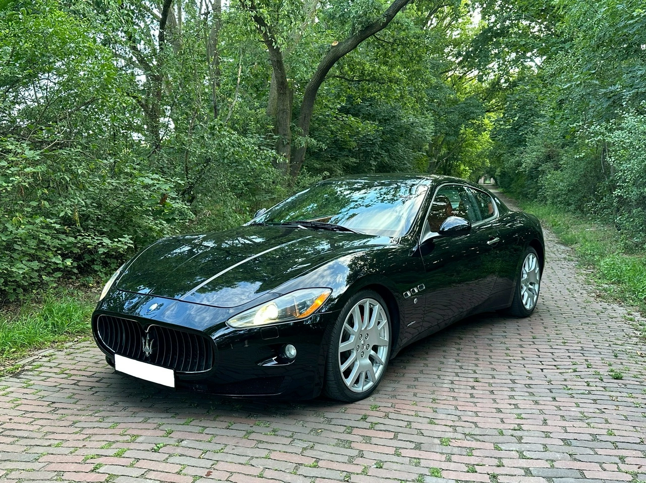 Maserati GranTurismo - Główne zdjęcie