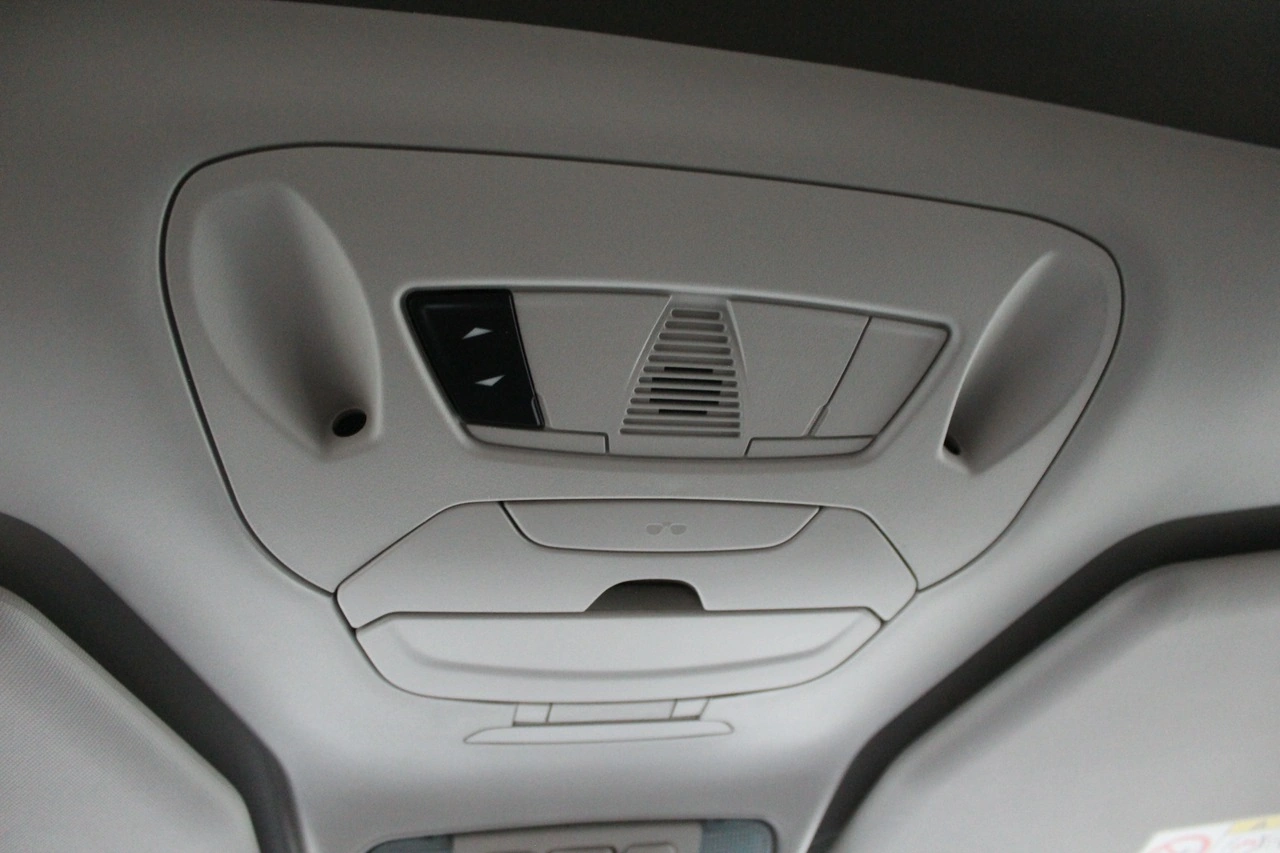 Ford Tourneo Connect - Zdjęcie 27