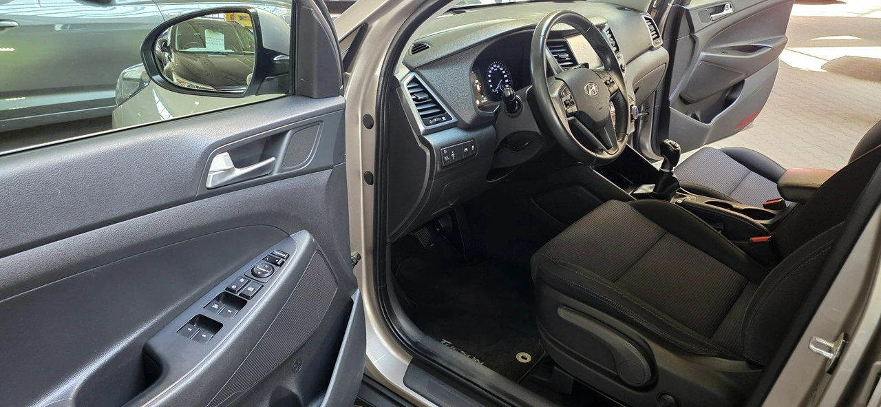 Hyundai Tucson - Zdjęcie 11