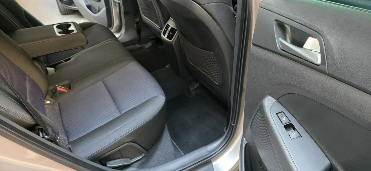 Hyundai Tucson - Zdjęcie 15