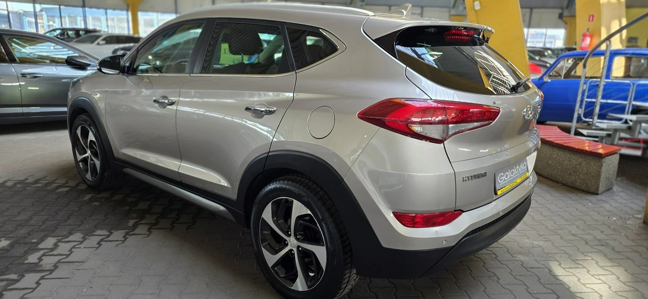 Hyundai Tucson - Zdjęcie 6