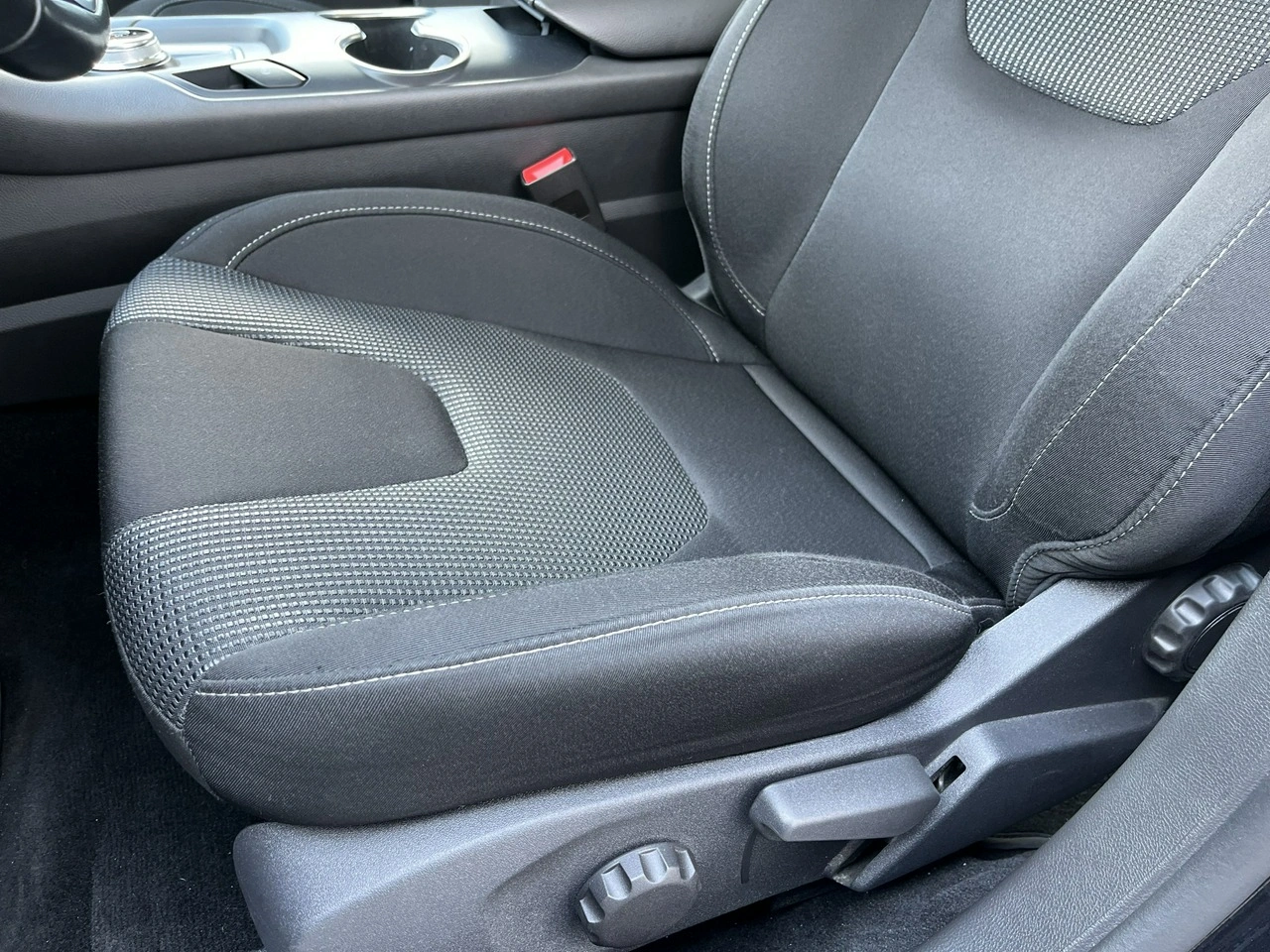 Ford Mondeo - Zdjęcie 14