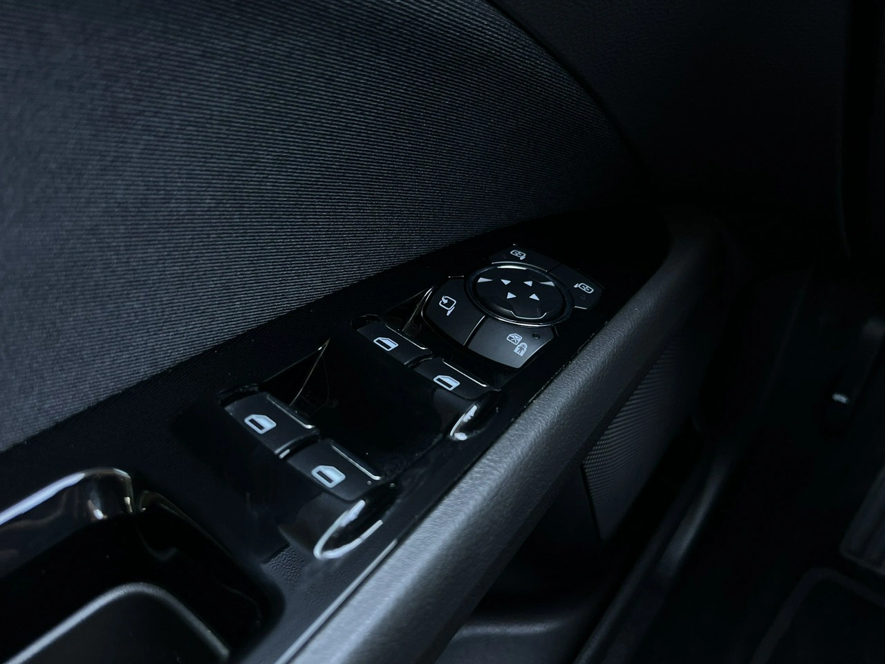 Ford Mondeo - Zdjęcie 15