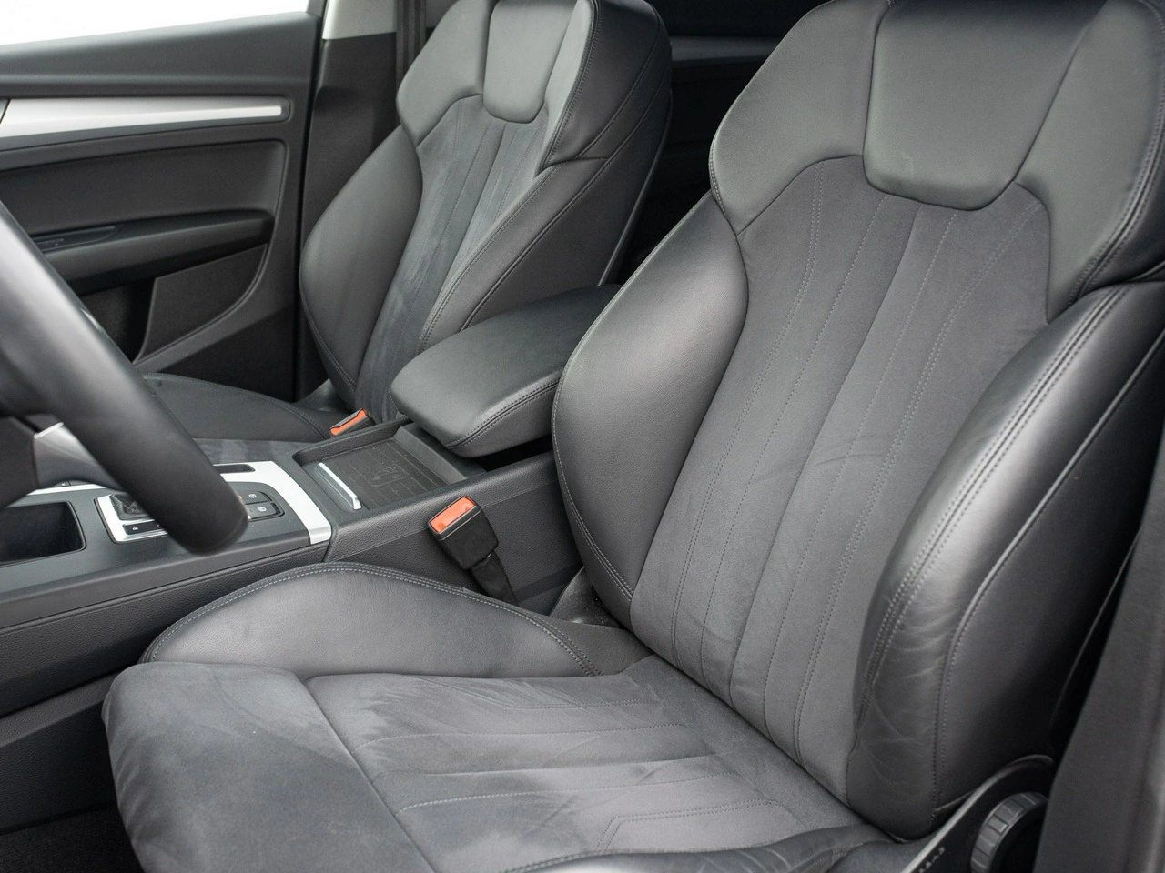 Audi Q5 - Zdjęcie 10