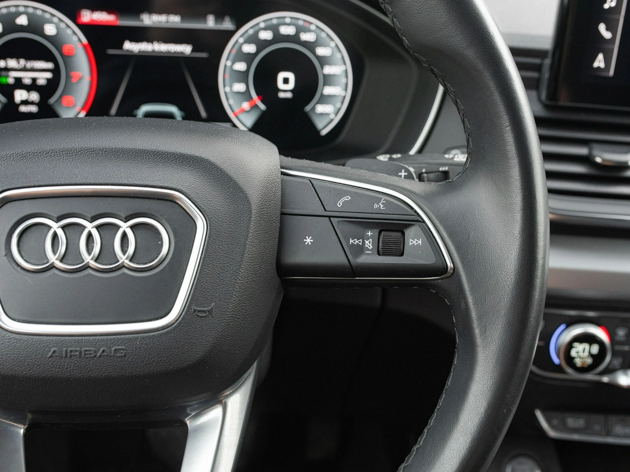 Audi Q5 - Zdjęcie 13