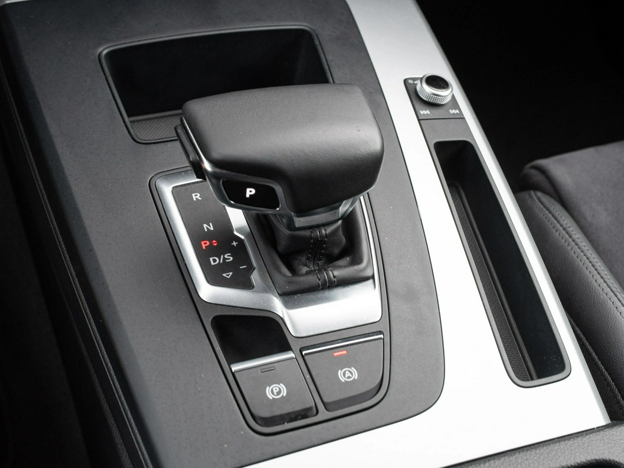 Audi Q5 - Zdjęcie 15