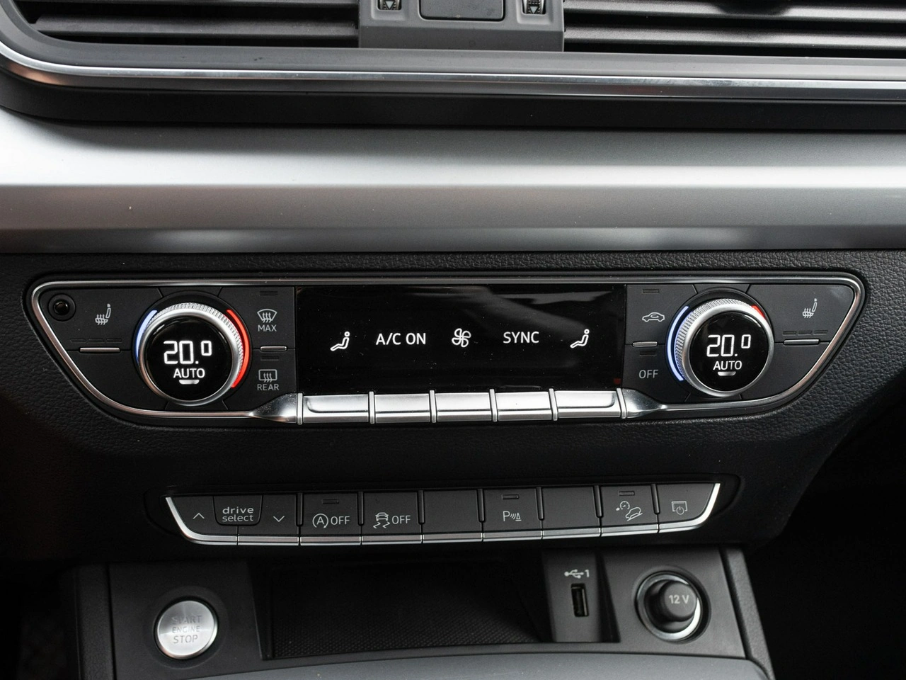 Audi Q5 - Zdjęcie 16