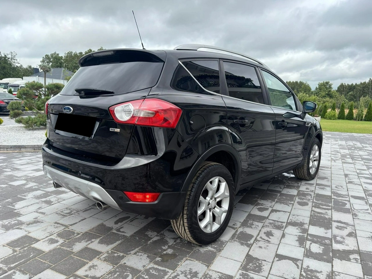 Ford Kuga - Zdjęcie 1