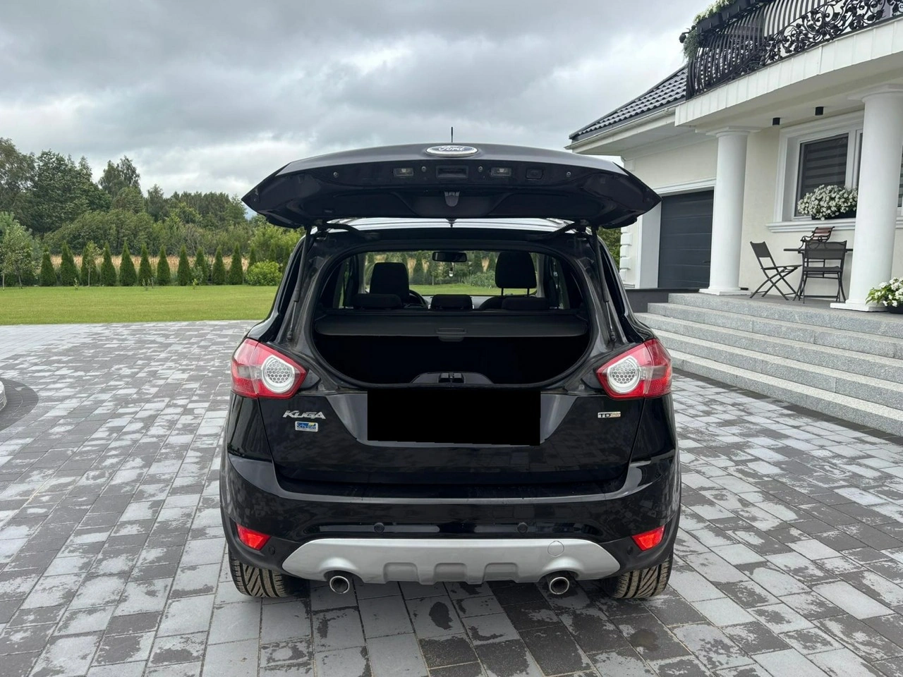 Ford Kuga - Zdjęcie 27