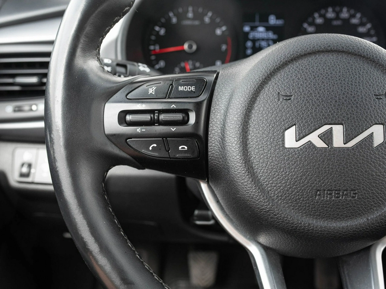 Kia Rio - Zdjęcie 12