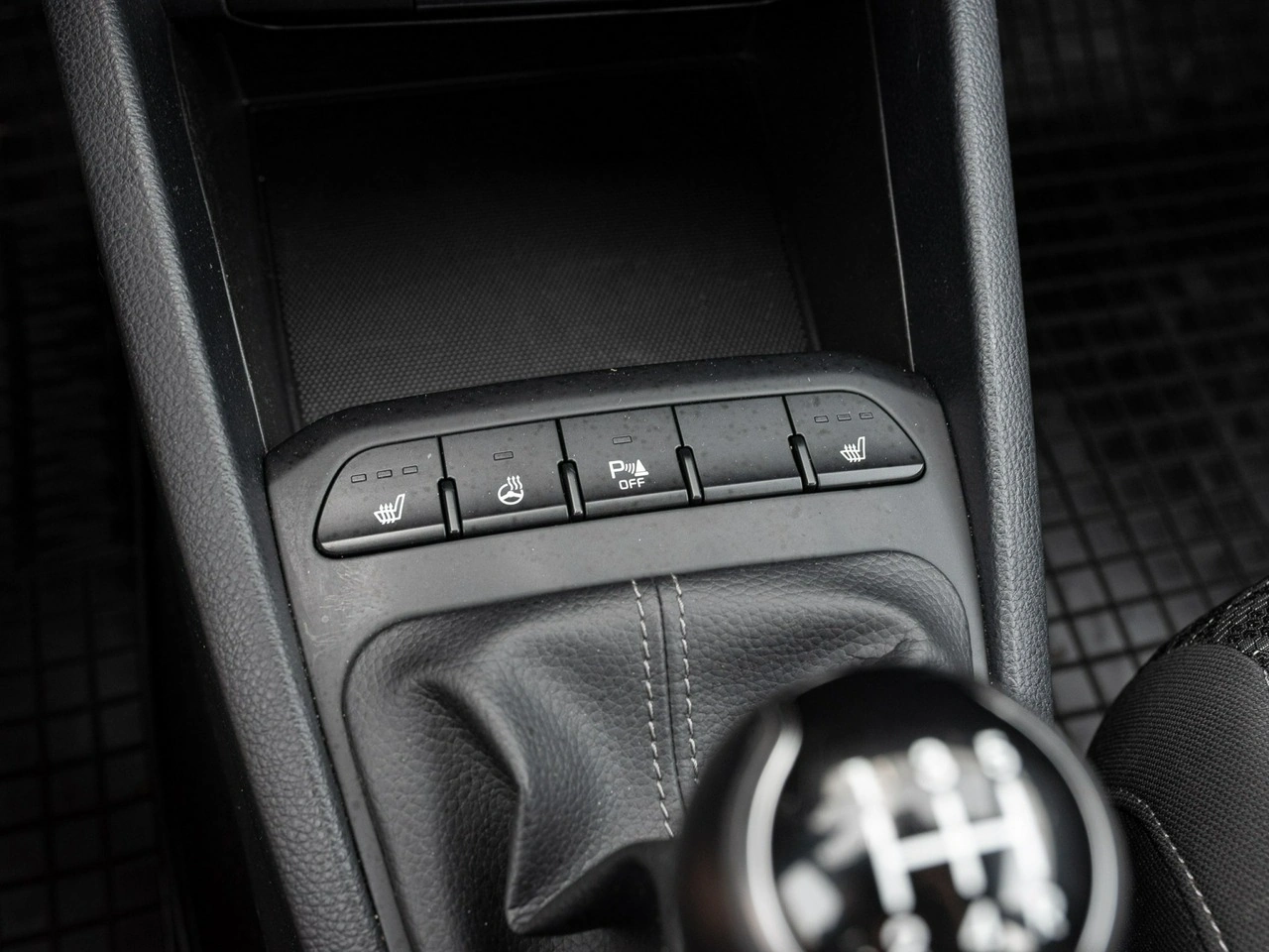Kia Rio - Zdjęcie 15