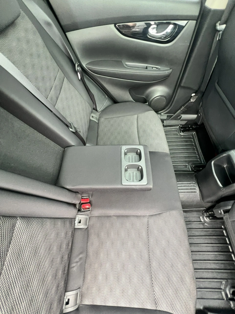 Nissan Qashqai - Zdjęcie 11