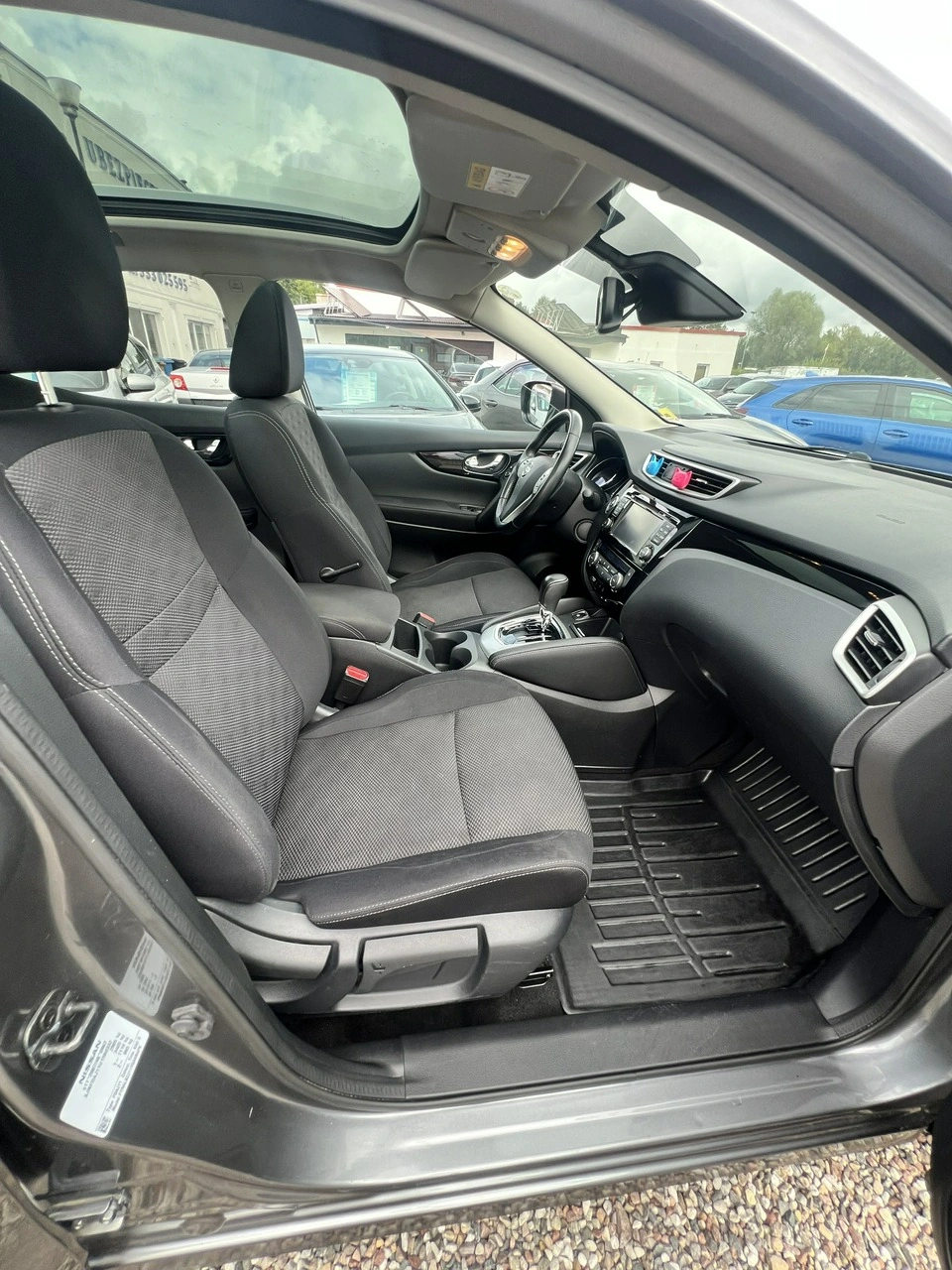 Nissan Qashqai - Zdjęcie 7