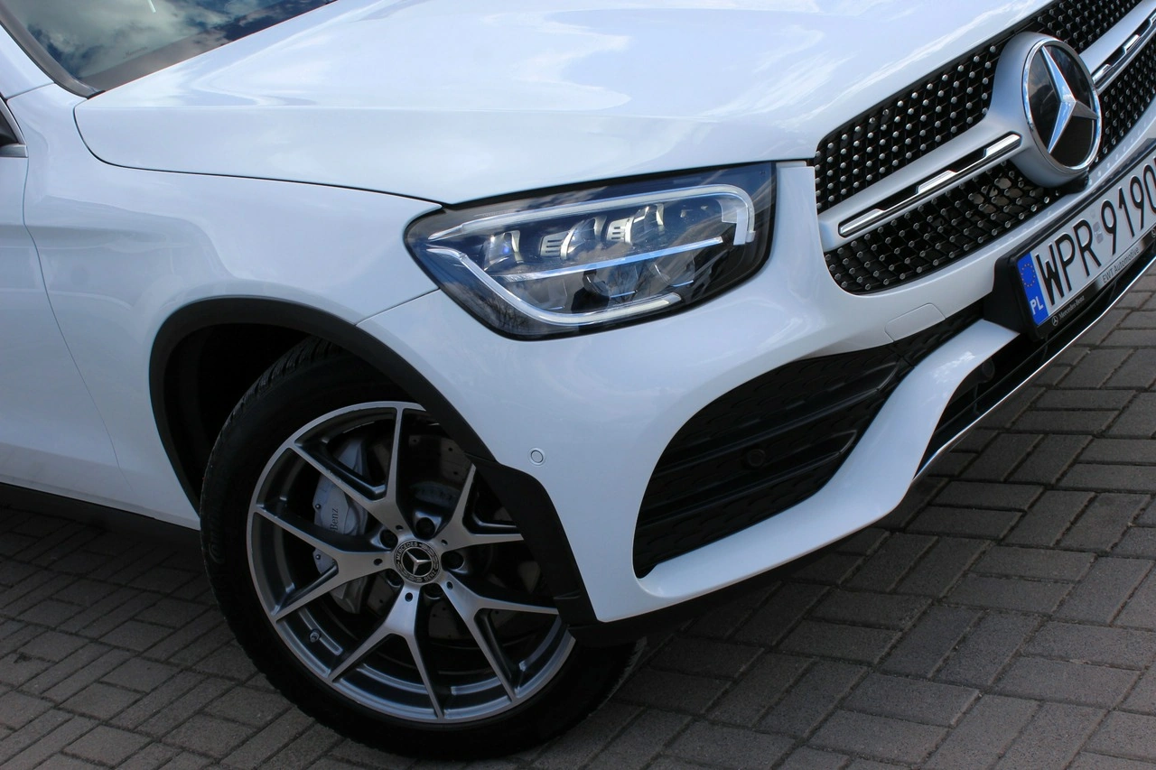 Mercedes GLC 300 - Zdjęcie 16