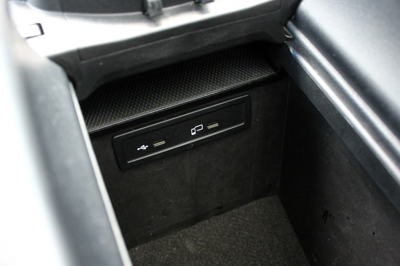 Mercedes GLC 300 - Zdjęcie 30